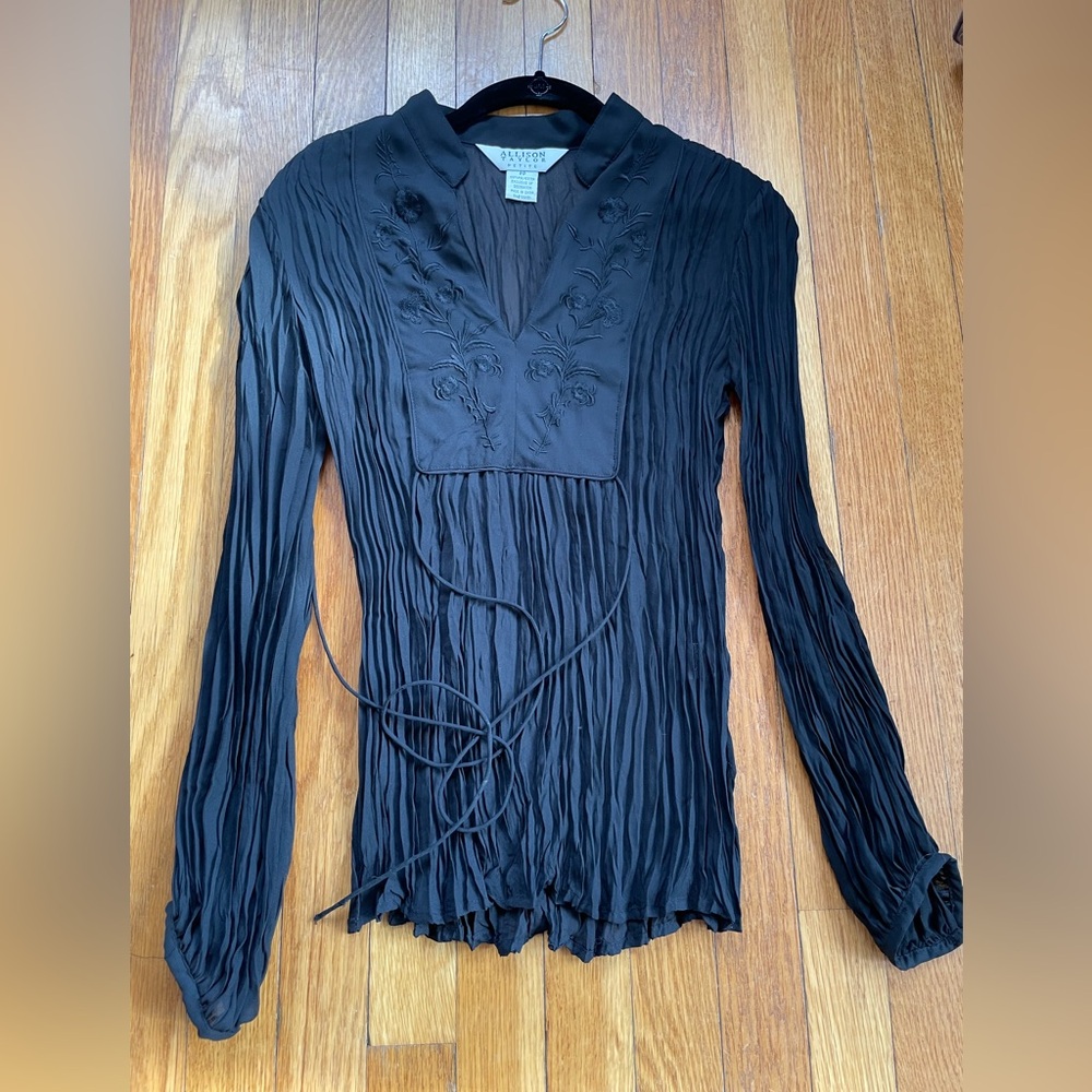 Allison Taylor Black Sheer Pleated Blouse Embroidered Romantic Petite PP
